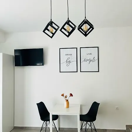 Apartmani Avis Selce Exterior photo