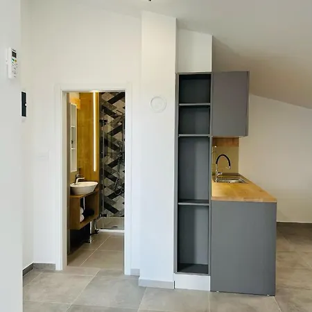 Apartmani Avis Selce Exterior photo