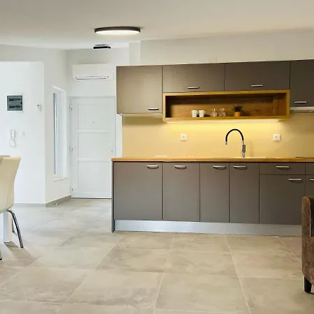Apartmani Avis Selce Exterior photo