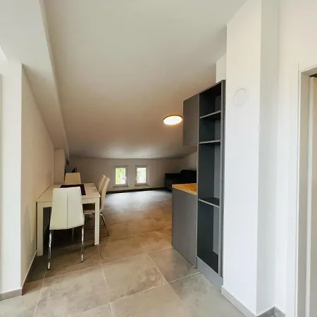 Apartmani Avis Selce Exterior photo