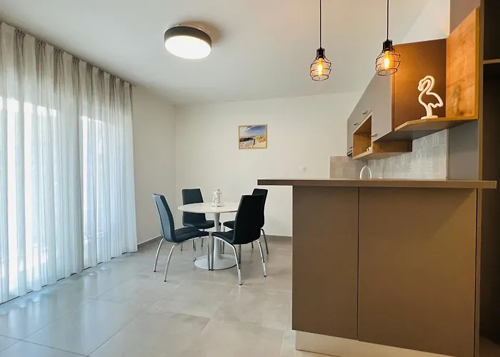 Apartmani Avis